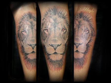 Tattoos - Realistic Lion Head in Black and Gray, leg tattoo - 115135